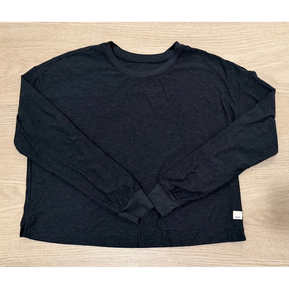 Vuori Long Sleeve Cropped Boxy Crew Neck Pullover Top Women Charcoal Heather